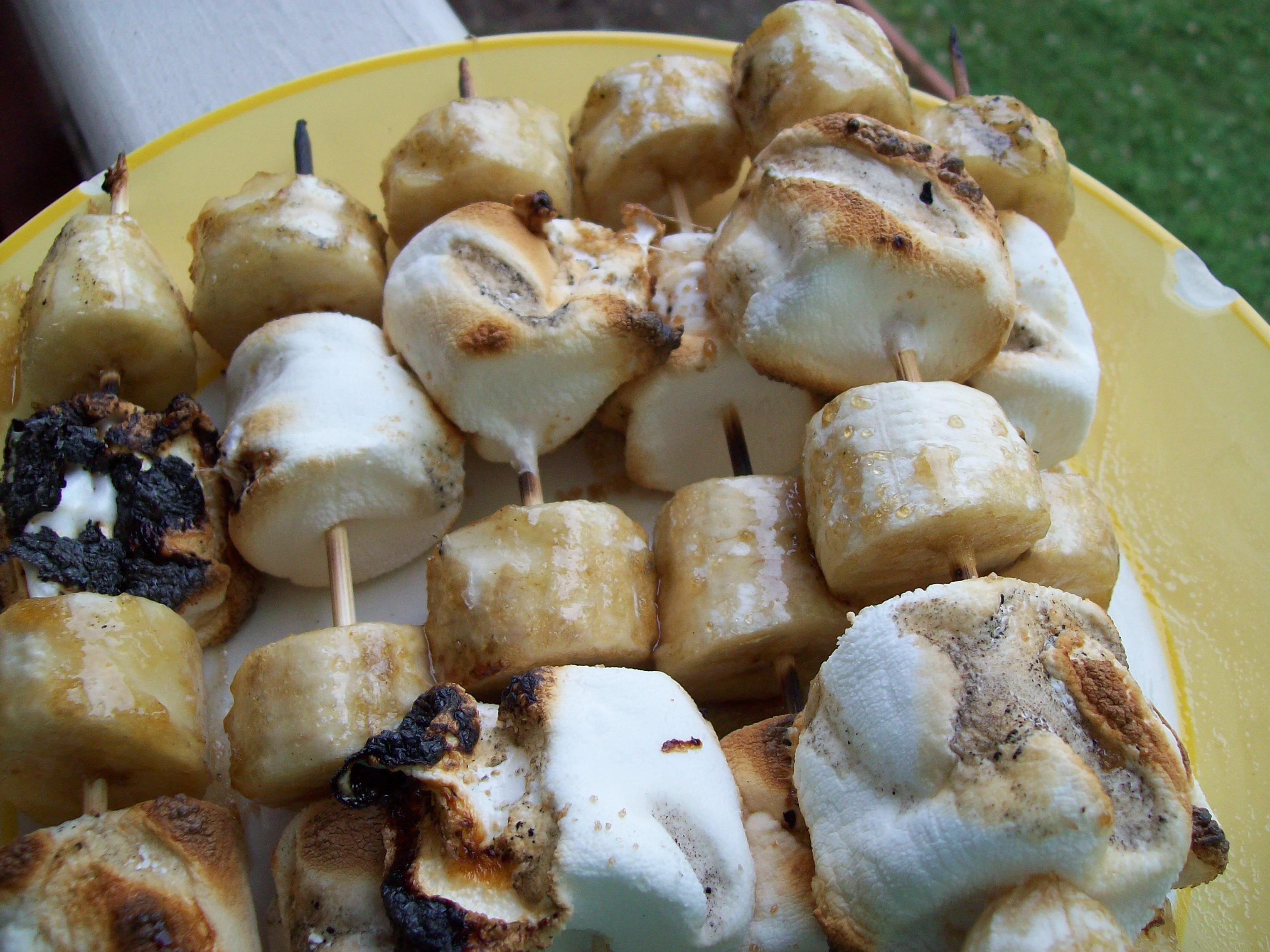 Caramelized Banana and Toasted Marshmallow Skewers