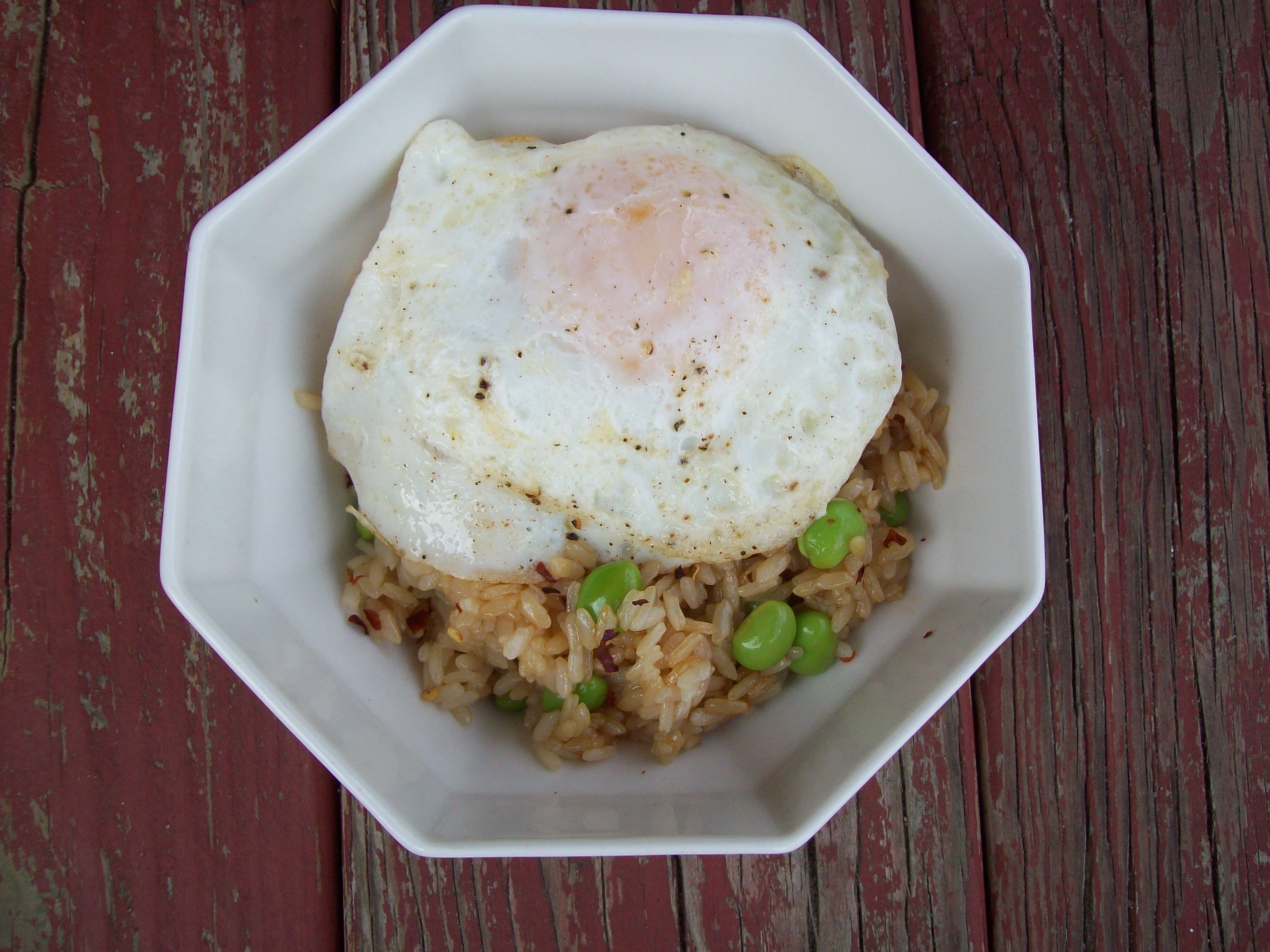 Edamame and Egg Rice Bowl Red, Round, or Green